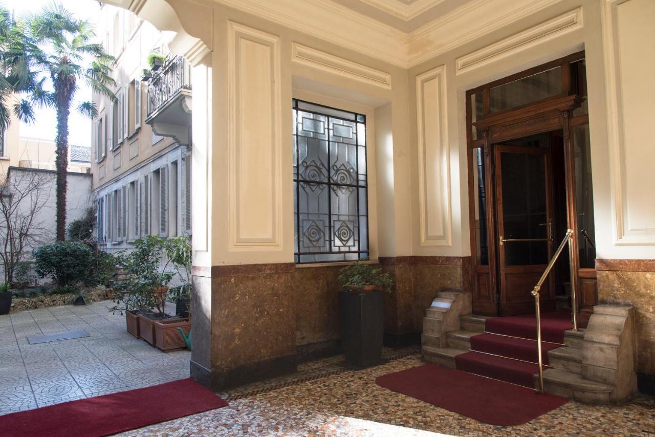 Sophisticated Apt Near Duomo Milán Exterior foto